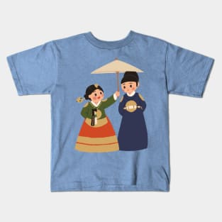 Under the queens umbrella | Morcaworks Kids T-Shirt